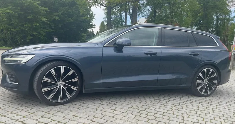 podkarpackie Volvo V60 cena 119064 przebieg: 165000, rok produkcji 2019 z Jasło